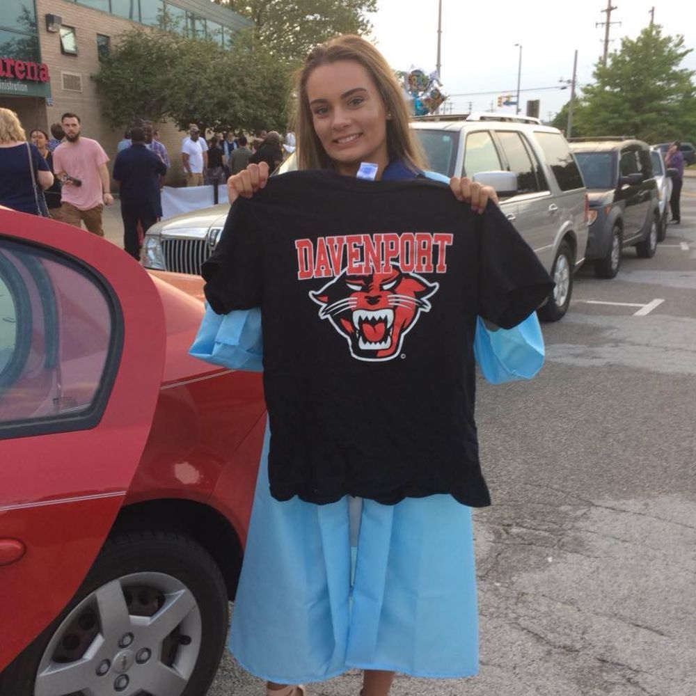 Meet your Posher, Brooke